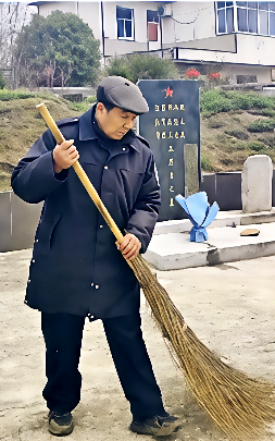 青松如盖守忠骨