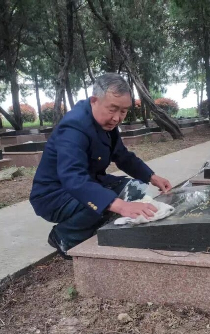 天地英雄气 代代永相传